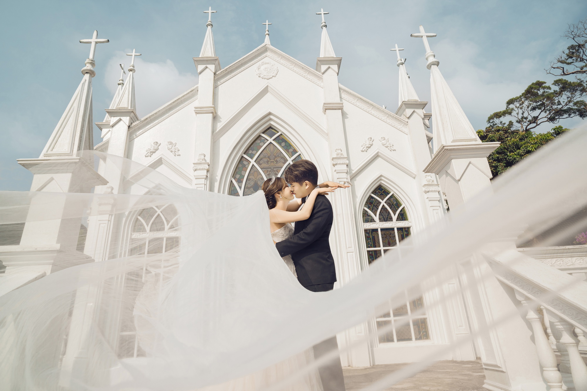 婚紗推薦 首選唯你 婚紗攝影，台北婚紗 中最推薦的高質感 婚紗照，拍婚紗 優惠實在，給新人最幸福的 婚紗攝影 體驗，客製化 婚紗照 包套，網路評價一致好評 婚紗價格 最透明的 婚紗攝影 團隊，實現您夢幻婚禮就在唯你 婚紗攝影。