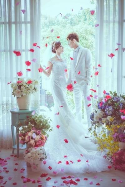 只有唯你婚紗~ONLY YOU #婚紗#婚紗照#婚紗推薦#婚紗攝影#台北婚紗