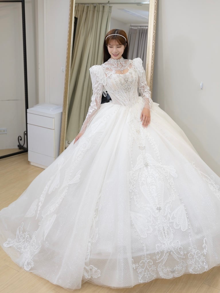 原來選婚紗也能像挑時裝一樣自在愉快、挑到欲罷不能！