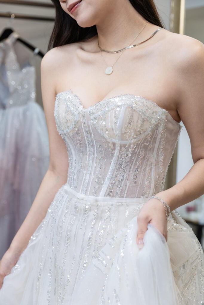 唯美華麗，夢幻如你：唯你婚紗，演繹永恆愛戀的優雅詩篇