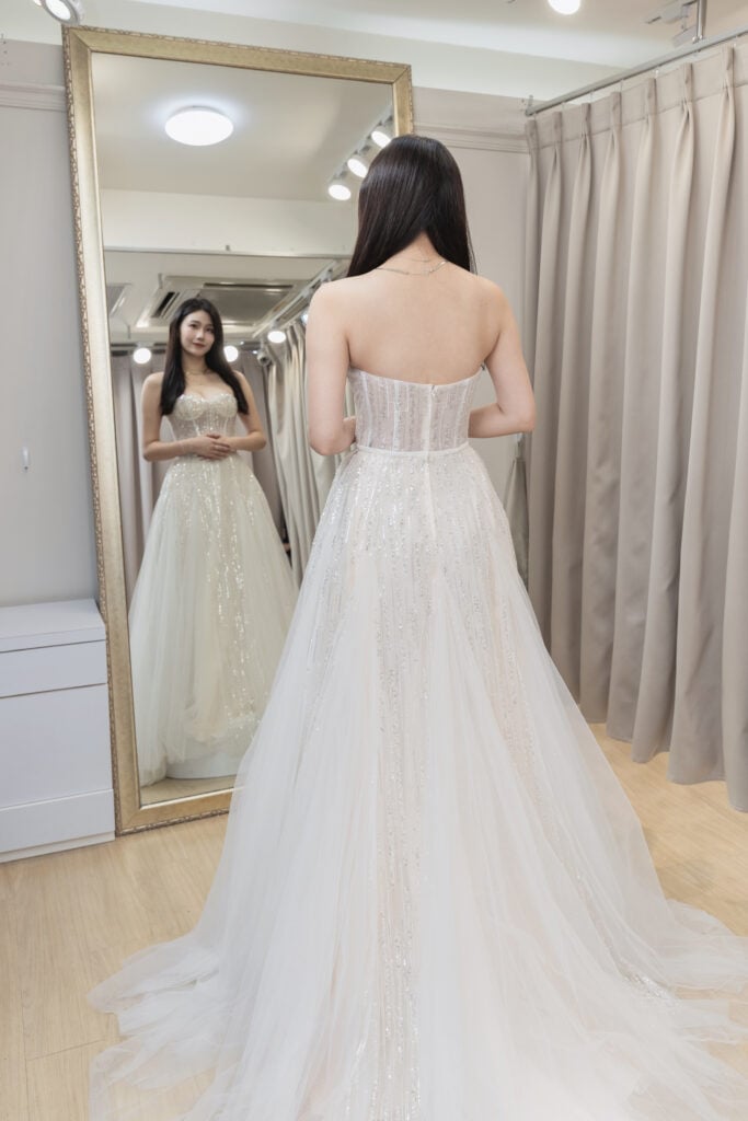 唯美華麗，夢幻如你：唯你婚紗，演繹永恆愛戀的優雅詩篇