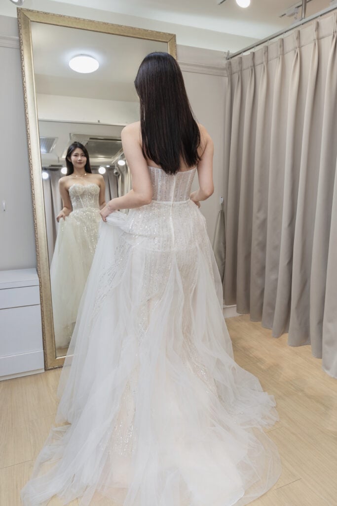 唯美華麗，夢幻如你：唯你婚紗，演繹永恆愛戀的優雅詩篇