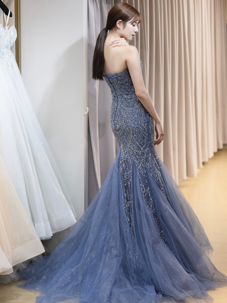 原來選婚紗也能像挑時裝一樣自在愉快、挑到欲罷不能！