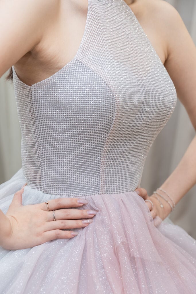 唯美華麗，夢幻如你：唯你婚紗，演繹永恆愛戀的優雅詩篇