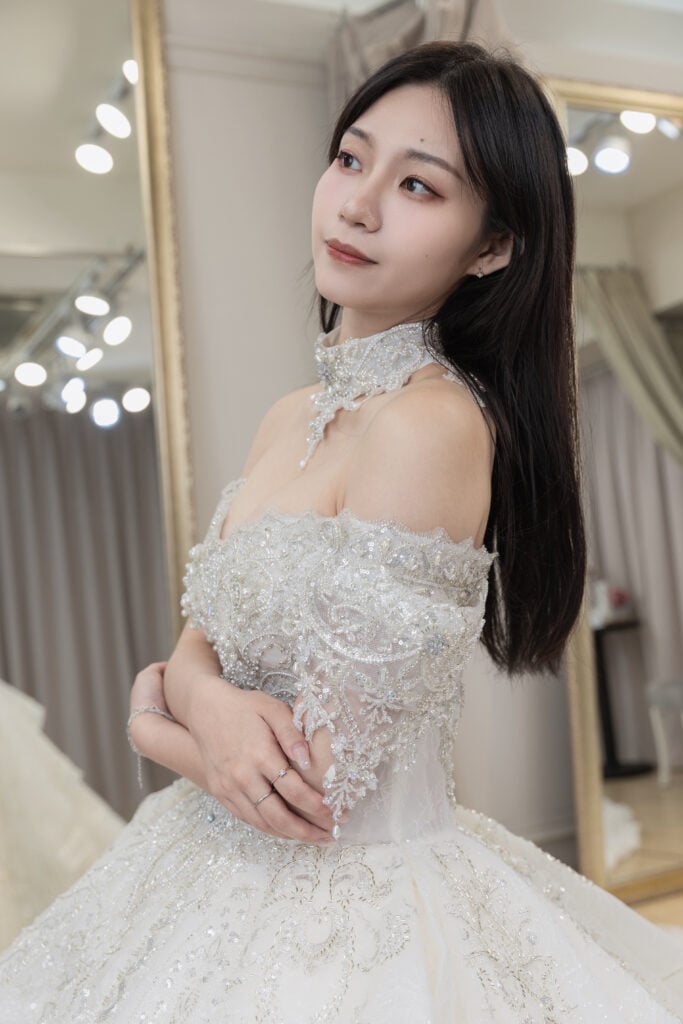 唯美華麗，夢幻如你：唯你婚紗，演繹永恆愛戀的優雅詩篇